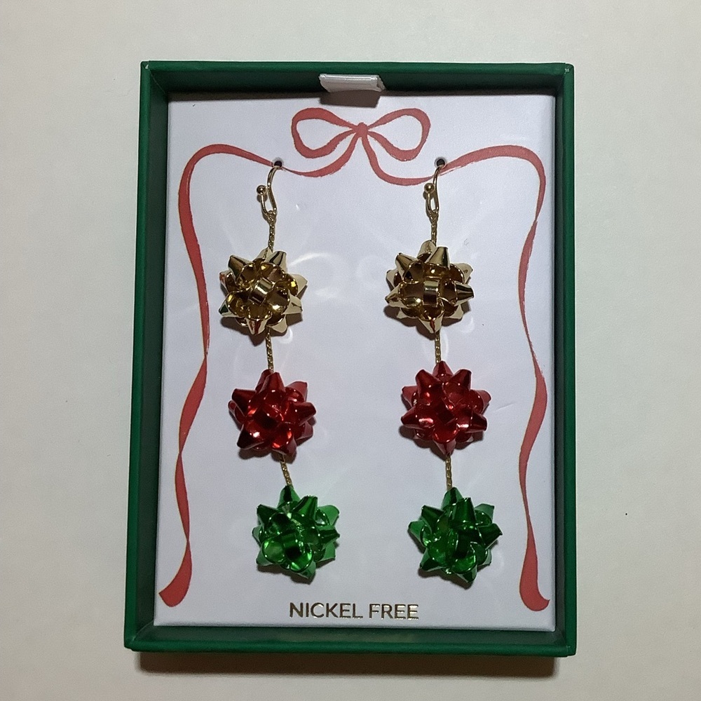 True To Form Christmas Bows Drop Earrings New